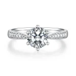 Elegant Diamond Vintage Ring